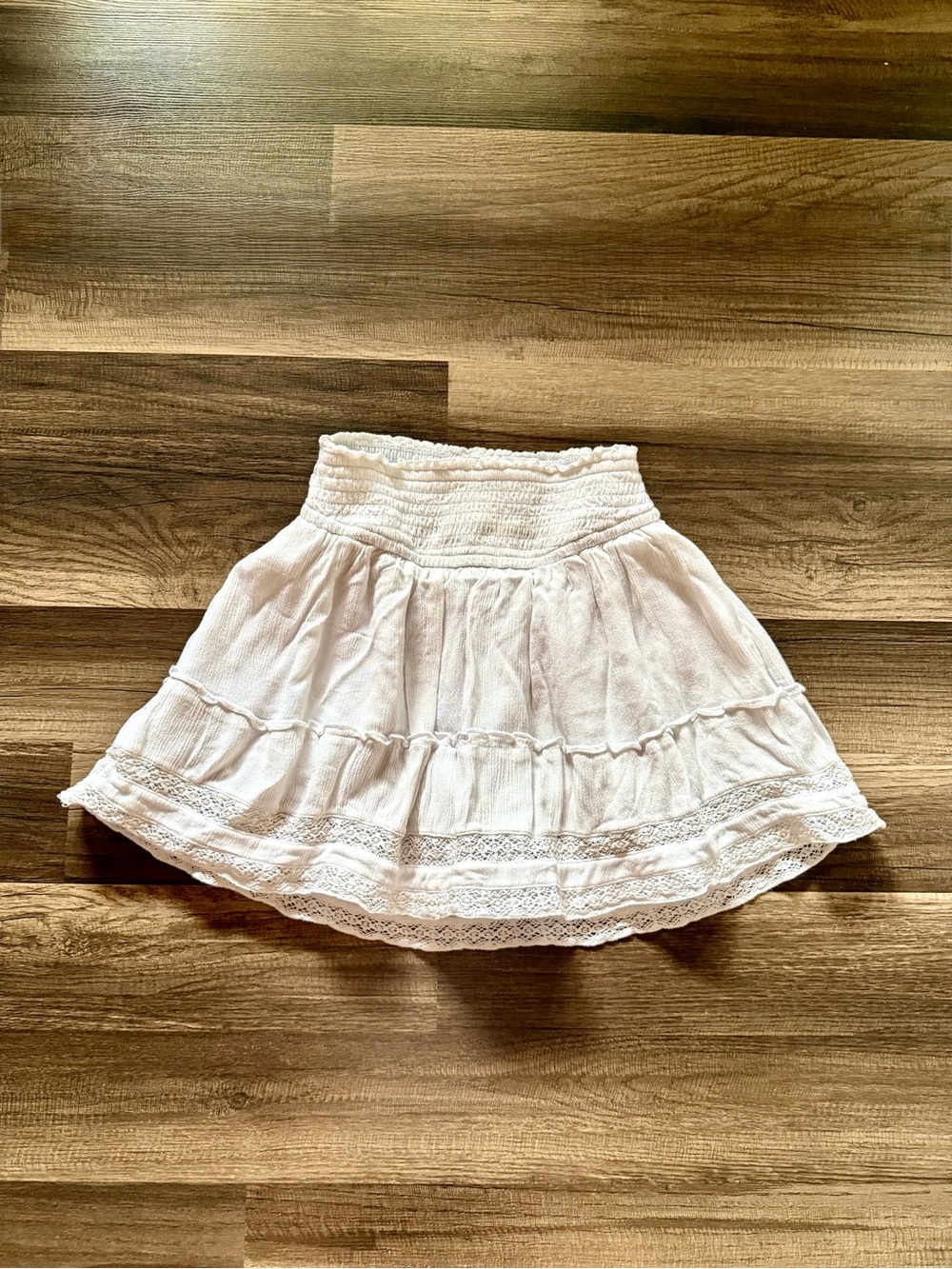 Hollister White Tiered Lace Smocked Waist Skirt
